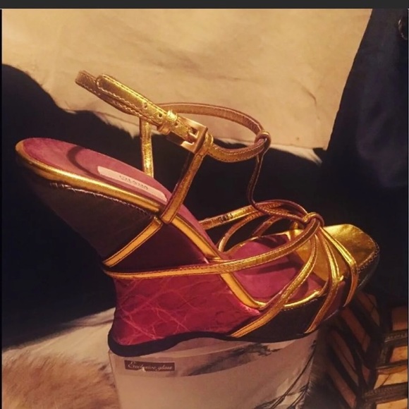 🔥PRADA🔥NEW Milano 2019 Runway Show RETAIL $1900 - Picture 4 of 14